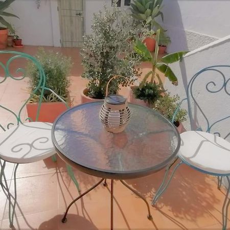 Cozy Apartment With Private Courtyard Barcarena Esterno foto