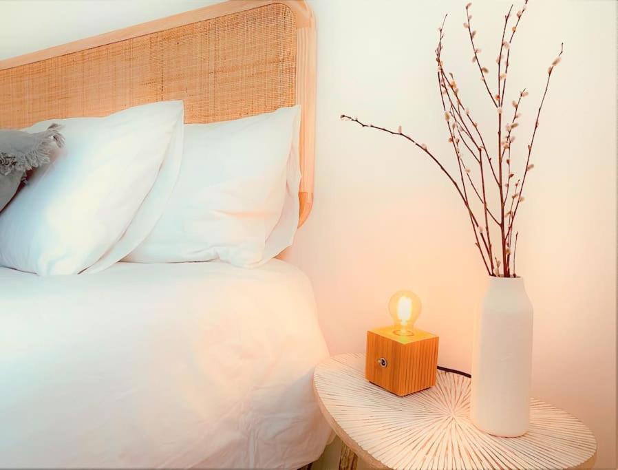 Cozy Apartment With Private Courtyard Barcarena Esterno foto