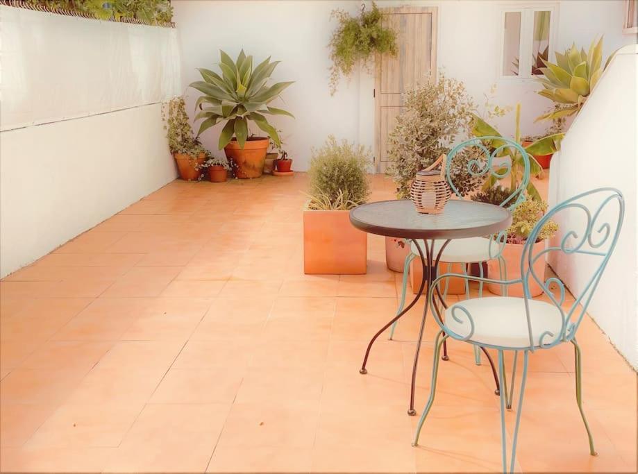 Cozy Apartment With Private Courtyard Barcarena Esterno foto